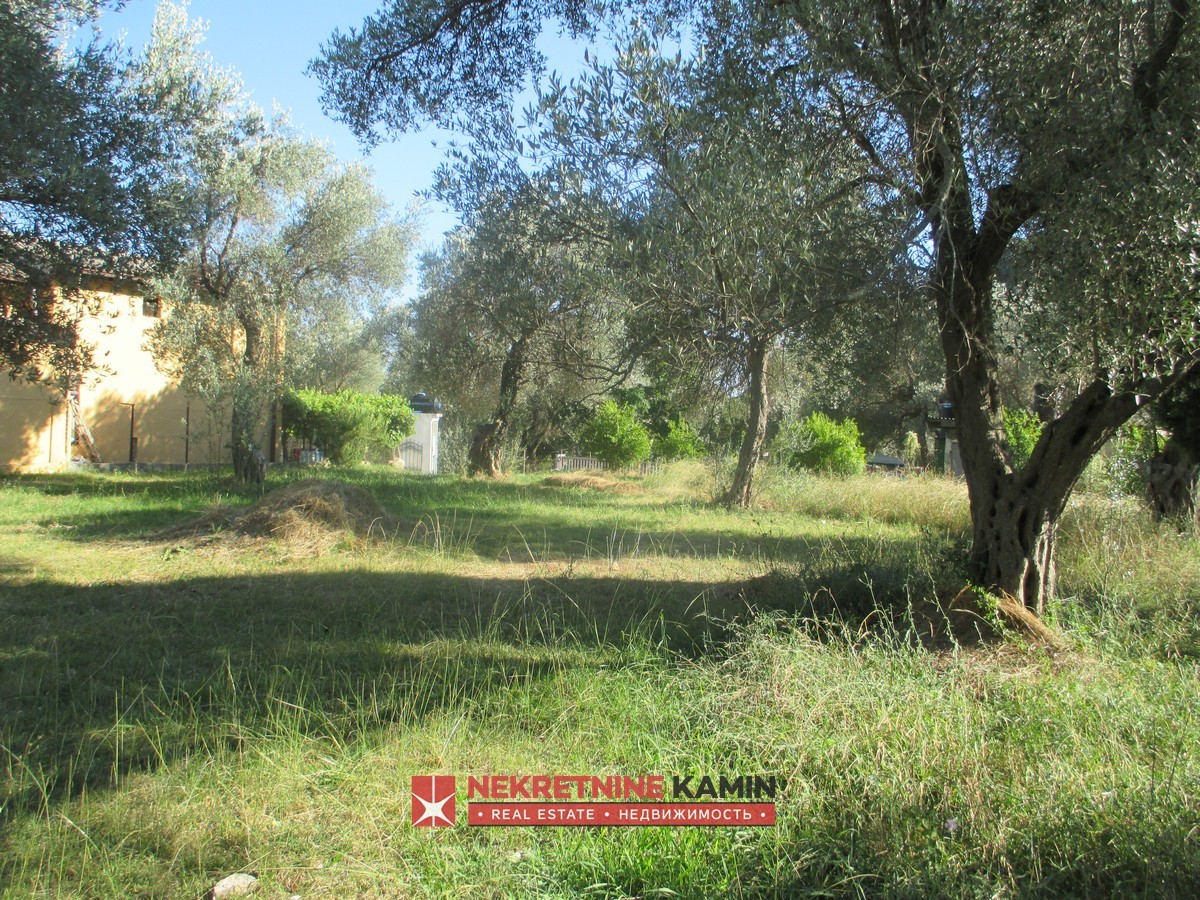 Urbanised 728 m² Plot in a Residential and Tourism Zone, Čanj, Bar